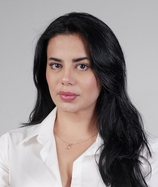 Retrato oficial de Alejandra Omaña publicado por el Senado